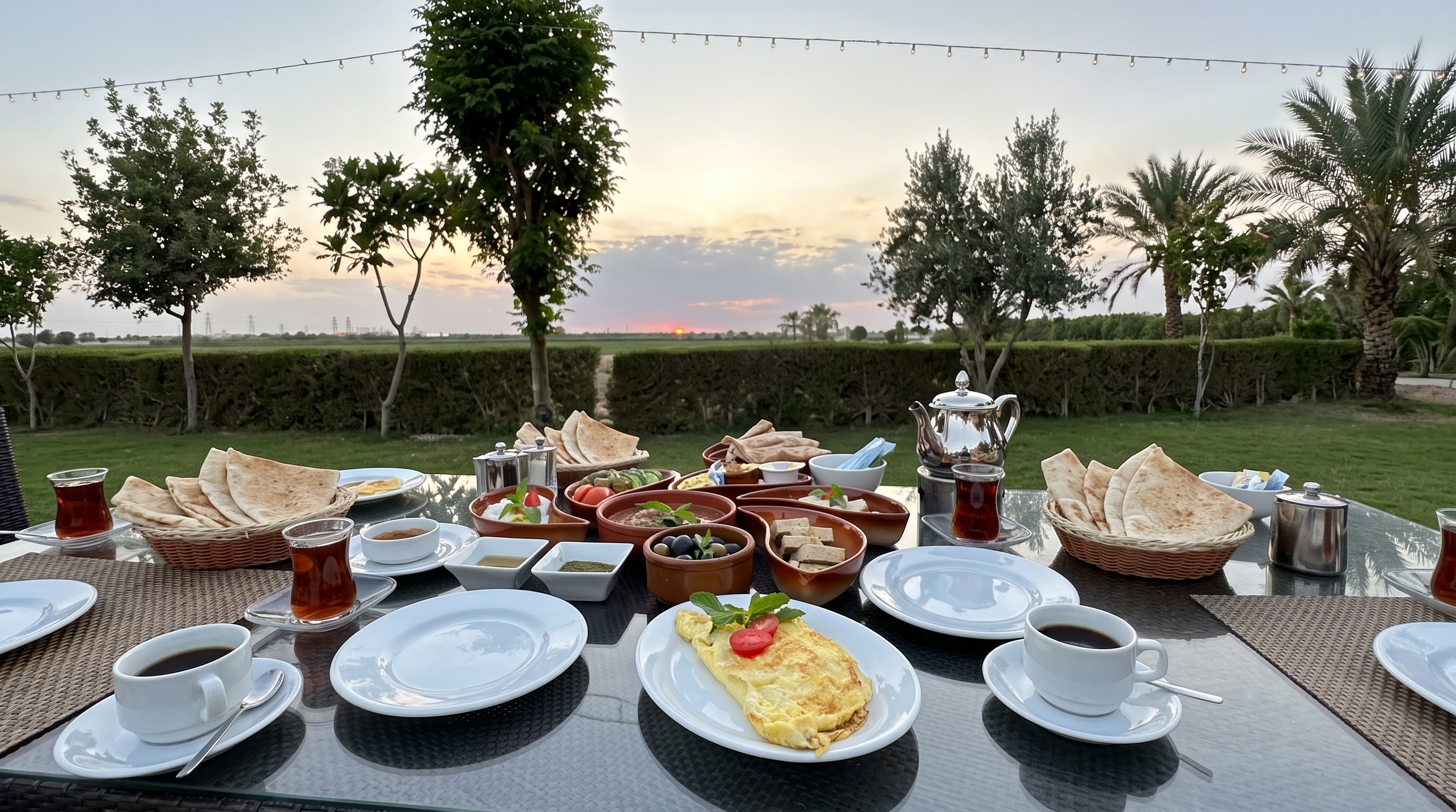 مطعم المقلط وكافيه المنتجع